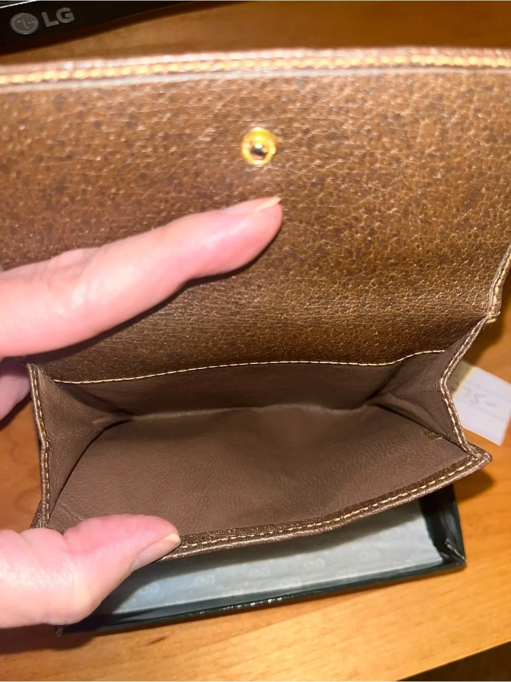 Gucci leather Wallet New W/ Box - Picture 6 of 7